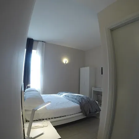 Prati 3* Naples