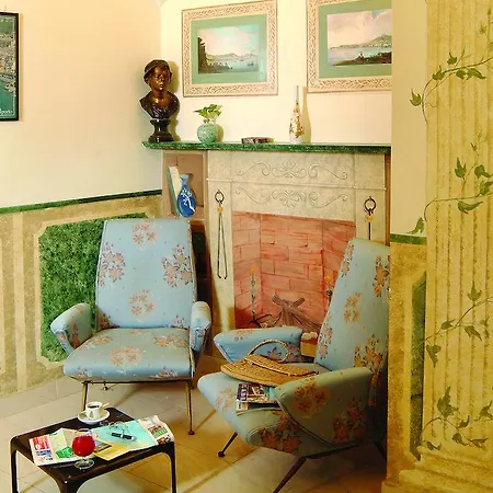 Prati 3* Naples