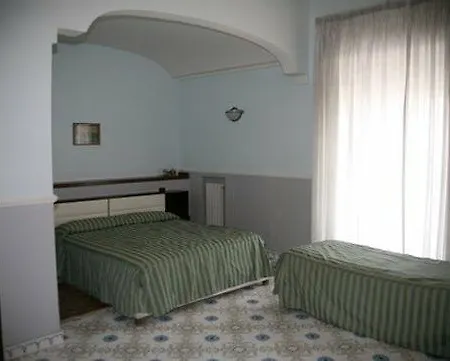 Prati 3* Naples